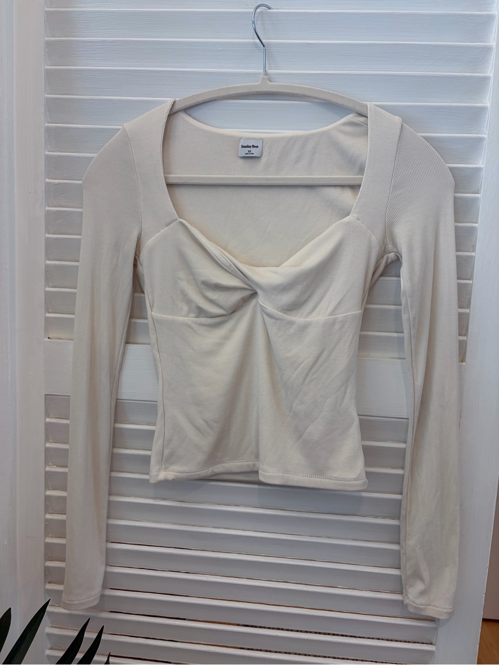 Sunday Best Off White Long-Sleeve Twist Front Top